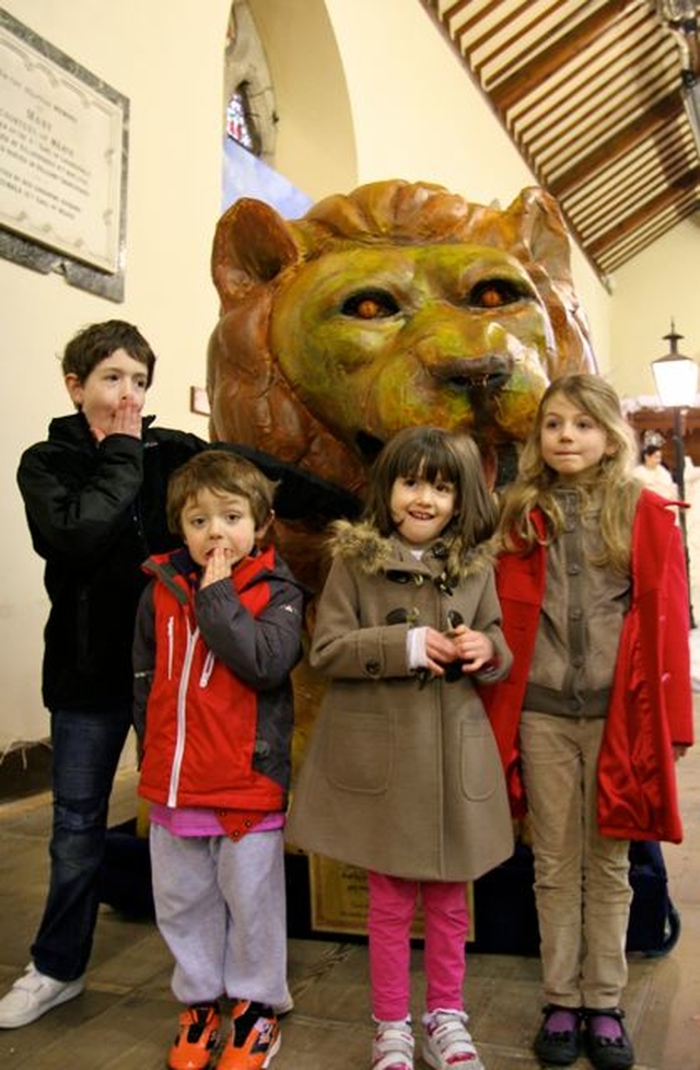 Children from Bray were terrified by Aslan, the lion from CS Lewis’s The Voyage of the Dawn Treader when they went to visit Christ Church Bray’s Narnia Festival which opened on Ash Wednesday and continues until Easter Sunday. 