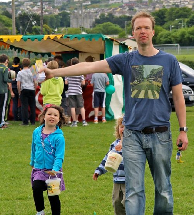 Organiser of Wicklow Parish Fete, Andrew Hasler,  selling the special fete dollars during the event which took place in East Glendalough School. 
