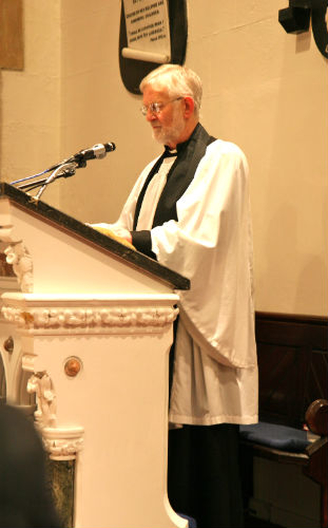 Rector of St Patrick’s Church in Dalkey, Canon Ben Neill, welcomes the congregation to an ecumenical service to mark the Week of Prayer for Christian Unity 2012. 