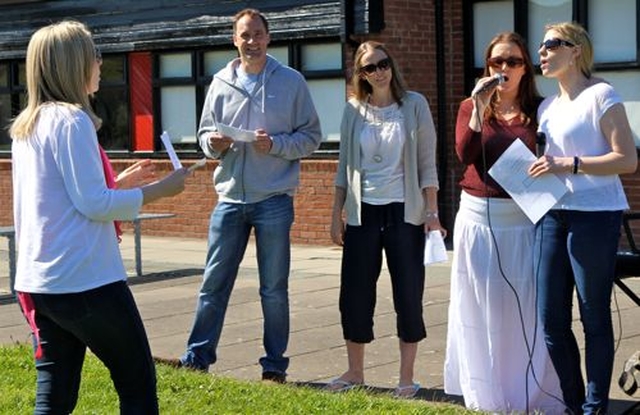 The Legato Singers, with guest Philip Hastie, lead the singing at the Diocesan Family Fun Day which took place in East Glendalough School, Wickow, on May 19. 