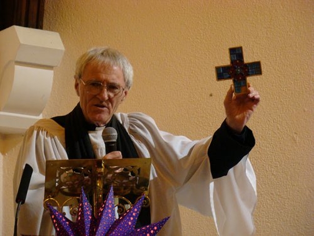 Canon Horace McKinley (Diocesan Chairperson for the International Community) preaching recently at the Christmas Carol Service of the Church of South India (Malayalam) at St Catherine’s Church, Donore Avenue.