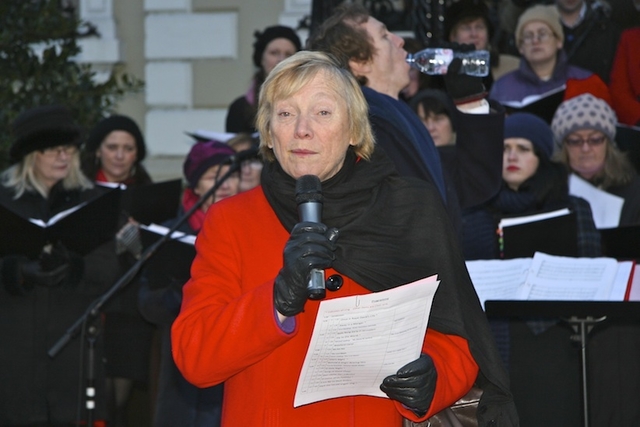 Éanna Ní Lamhna pictured reading at the Ecumenical Carol Singing in front of the Mansion House, Dawson Street, Dublin. 