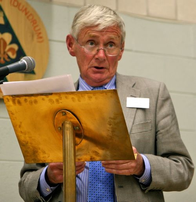 Geoffrey Perrin addresses Synods 2012.