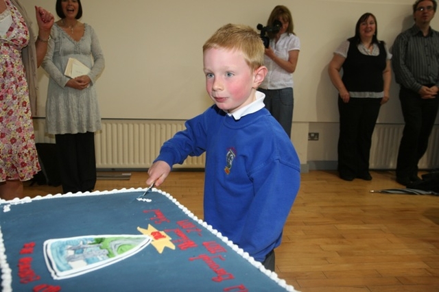 Cutting the cake to mark the school bi-centenary in North Dublin.
