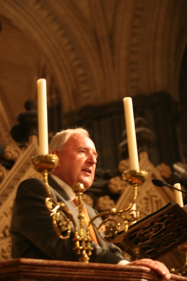 RTE Sports broadcaster and cancer survivor, Bill O'Herlihy speaking at the ecumenical Irish Cancer Society service in Christ Church Cathedral.