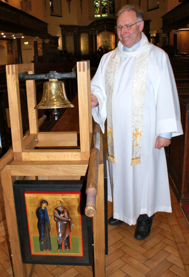 St Ann’s Church on Dawson Street, became the latest Church of Ireland church to receive a visit from Eucharistic Congress Bell on Monday April 30. The bell has toured Ireland as part of the visible preparations for the International Eucharistic Congress in June. Pictured with the bell is the Revd Canon Adrian Empey.
