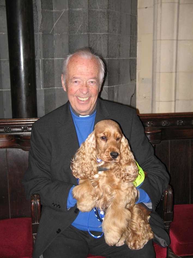 Fr Brian O’Sullivan, Chairman of Peata with ‘Willow’ at the Peata Carol Service in Christ Church Cathedral.