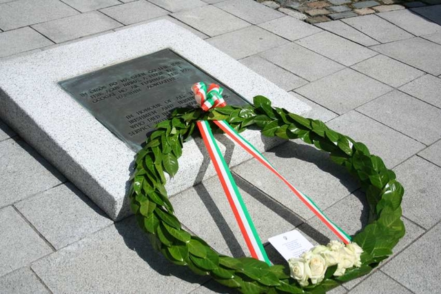Wreath laid by HE the President of Ireland Mary McAleese on behalf of the people of Ireland to honour the Irishmen and women who died in past wars or on service with the United Nations at the National Day of Commemoration in the Royal Hospital Kilmainham.