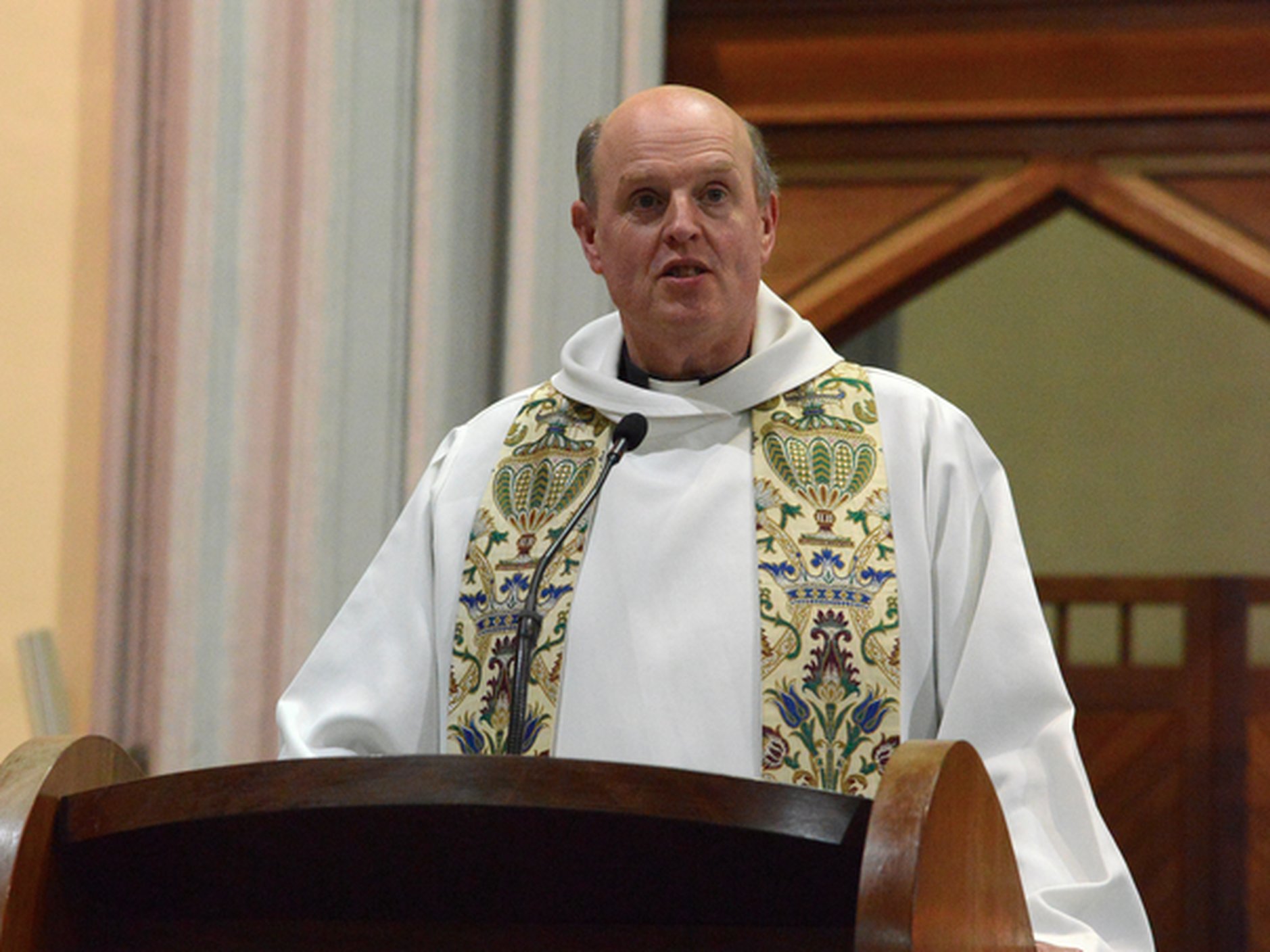 ‘If you want to change church, the thing that has to change is you’ – Sermon in Christ Church Cathedral - Canon Gary Hastings, Rector of Holy Trinity Killiney, was the preacher at Sunday morning’s Cathedral Eucharist in Christ Church Cathedral, on the Fourth Sunday of Easter (April 30). The readings were Acts 2:42–47 – Psalm 23 – 1 Peter 2:19–25 – John 10:1–10. His sermon looks at movements which seek to change church. It is reproduced below. 