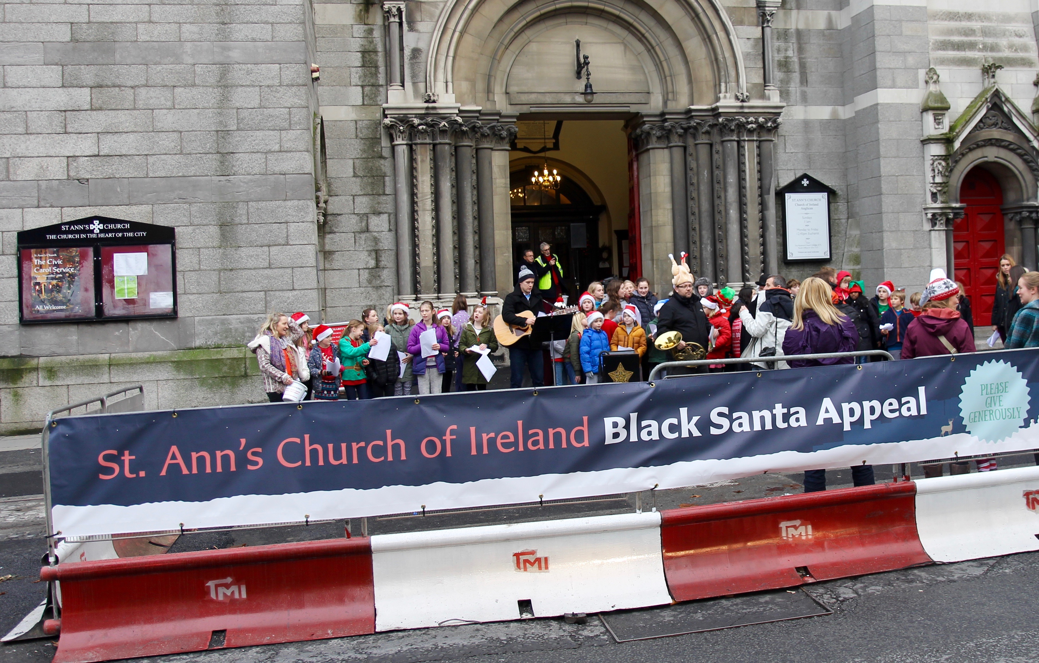 Black Santa Luas Works